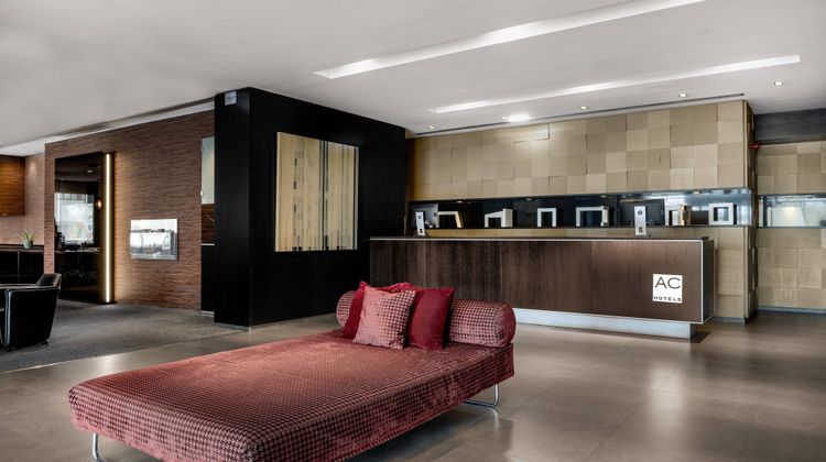 AC Hotel Gijon Lobby
