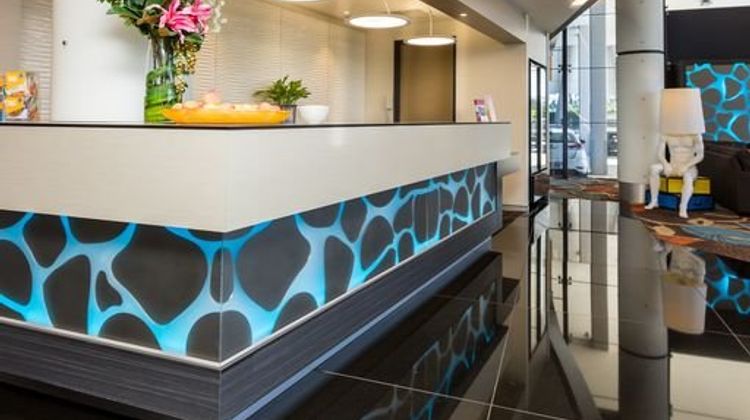 The Calamvale Hotel Lobby