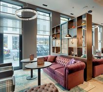 Premier Inn Alexanderplatz Lobby