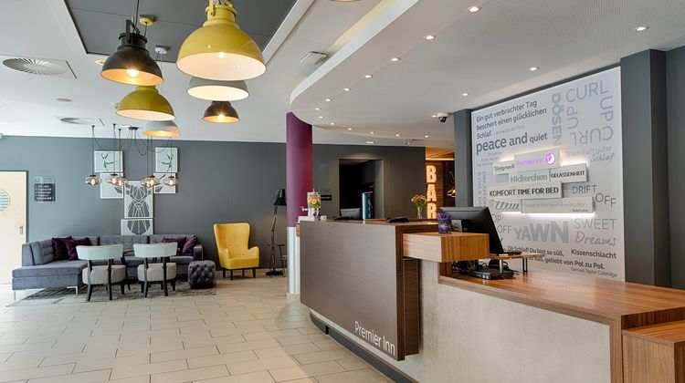 Premier Inn Berlin City Centre Lobby