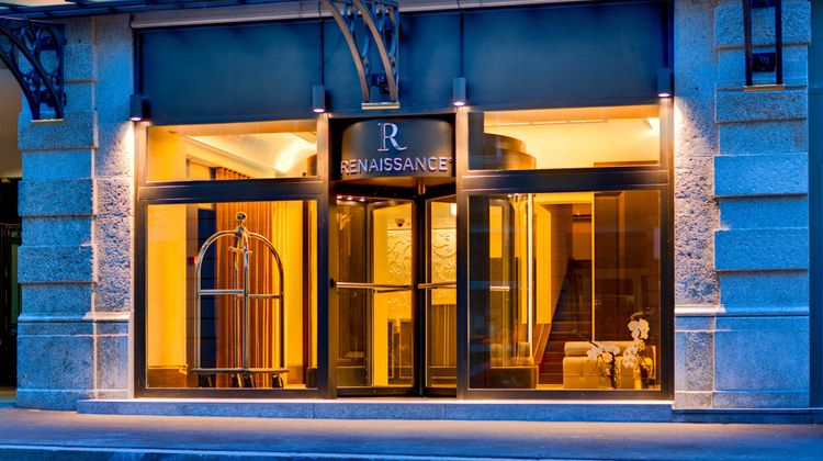 Renaissance Lucerne Hotel Exterior