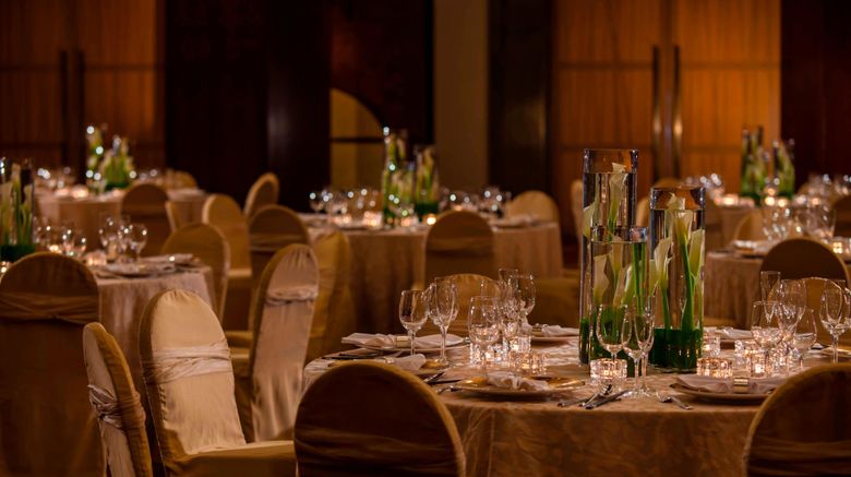 <b>Renaissance Shanghai Zhongshan Park Meeting</b>. Images powered by <a href="https://www.leonardoworldwide.com/" title="Leonardo Worldwide" target="_blank">Leonardo</a>.