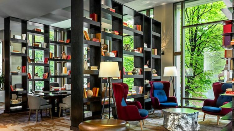 Renaissance Seattle Hotel Lobby