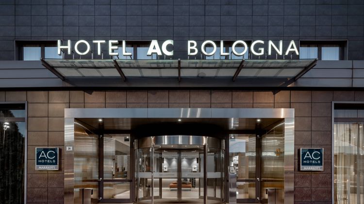 AC Bologna Exterior