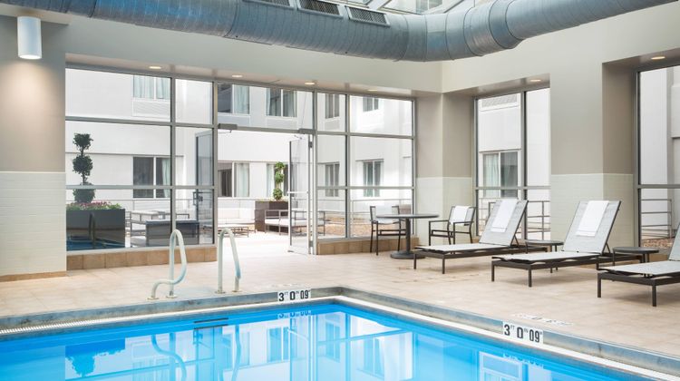 AC Hotel by Marriott Chicago Downtown Pool
