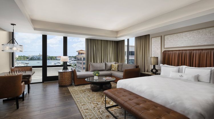 The Ben, Autograph Collection Room
