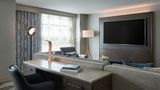 Renaissance Los Angeles Airport Hotel Suite