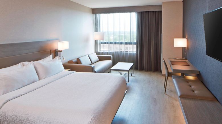 <b>AC Hotel Des Moines East Village Room</b>. Images powered by <a href="https://www.leonardoworldwide.com/" title="Leonardo Worldwide" target="_blank">Leonardo</a>.