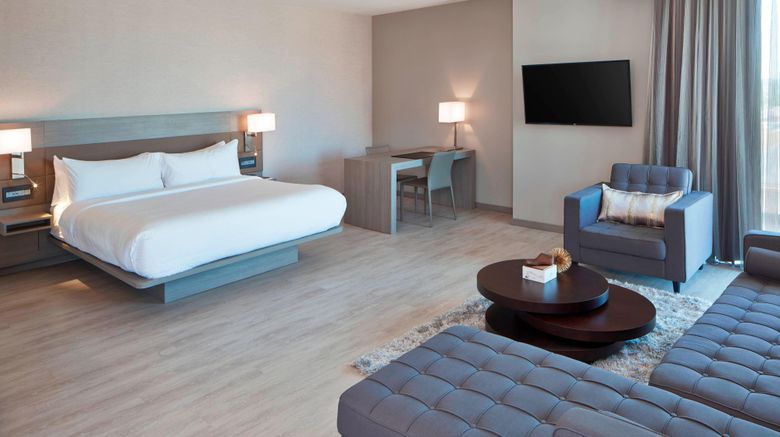 <b>AC Hotel Des Moines East Village Suite</b>. Images powered by <a href="https://www.leonardoworldwide.com/" title="Leonardo Worldwide" target="_blank">Leonardo</a>.