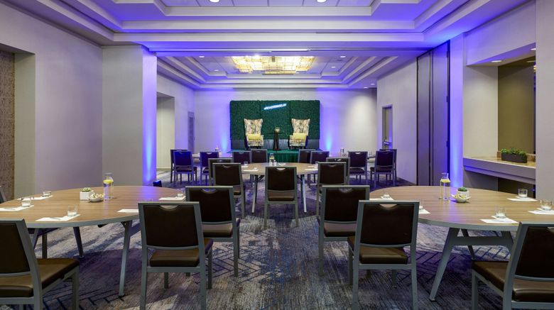 <b>Renaissance Los Angeles Airport Hotel Meeting</b>. Images powered by <a href="https://www.leonardoworldwide.com/" title="Leonardo Worldwide" target="_blank">Leonardo</a>.