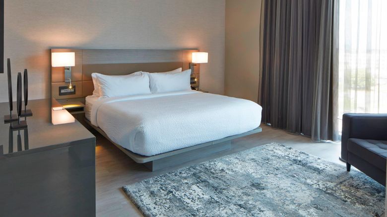 <b>AC Hotel Des Moines East Village Room</b>. Images powered by <a href="https://www.leonardoworldwide.com/" title="Leonardo Worldwide" target="_blank">Leonardo</a>.