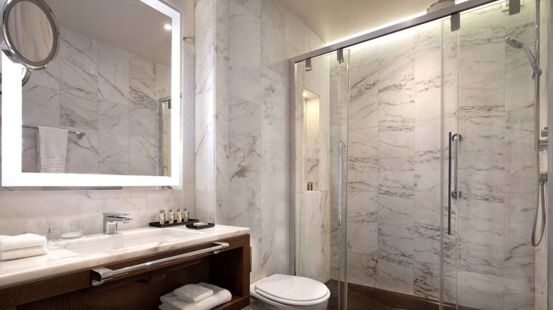 <b>Renaissance Tuscany Il Ciocco Resort&Spa Room</b>. Images powered by <a href="https://www.leonardoworldwide.com/" title="Leonardo Worldwide" target="_blank">Leonardo</a>.
