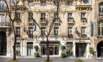 Renaissance Paris Nobel Tour Eiffel Hotel