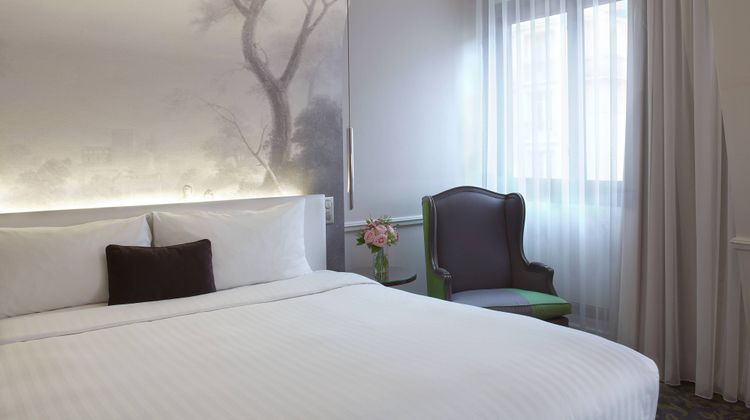Renaissance Paris Nobel Tour Eiffel Hotel Room