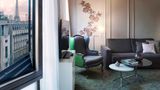 <b>Renaissance Paris Nobel Tour Eiffel Hotel Suite</b>. Images powered by <a href="https://www.leonardoworldwide.com/" title="Leonardo Worldwide" target="_blank">Leonardo</a>.
