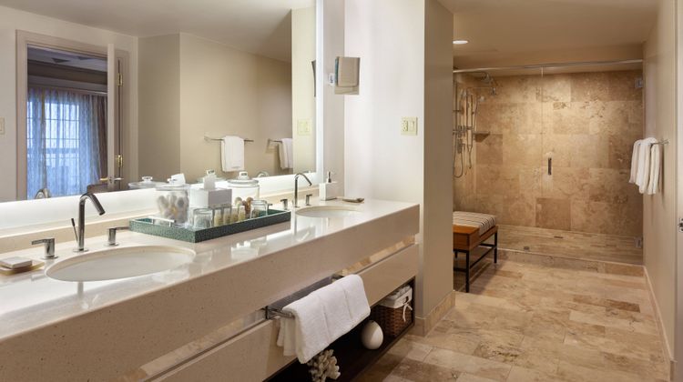 Renaissance Orlando at Seaworld Room