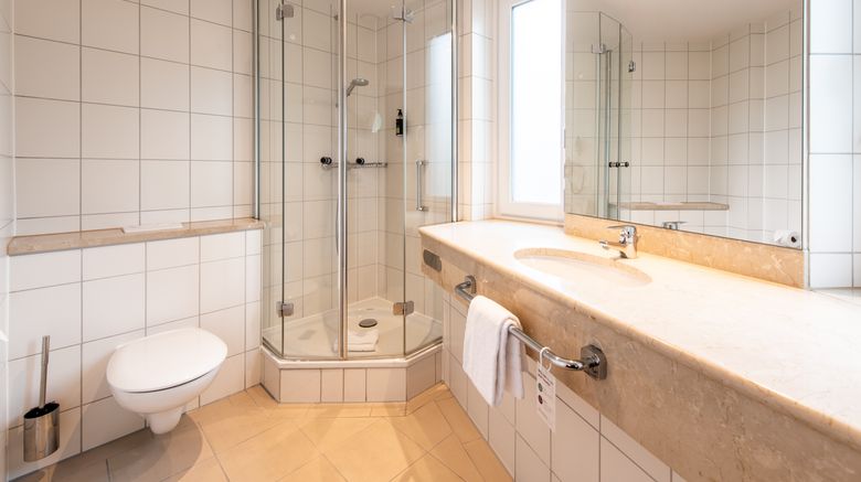 <b>Premier Inn Braunschweig City Centre Room</b>. Images powered by <a href="https://www.leonardoworldwide.com/" title="Leonardo Worldwide" target="_blank">Leonardo</a>.