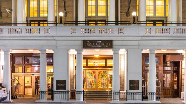 The Battle House, A Renaissance Hotel Exterior