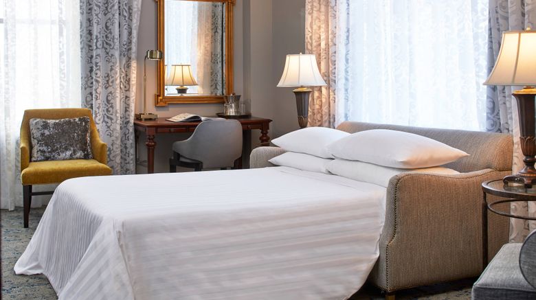 <b>The Battle House, A Renaissance Hotel Suite</b>. Images powered by <a href="https://www.leonardoworldwide.com/" title="Leonardo Worldwide" target="_blank">Leonardo</a>.