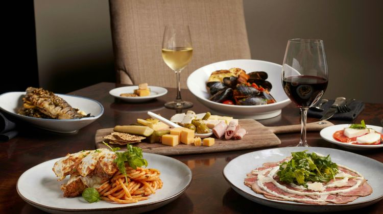 The Battle House, A Renaissance Hotel Restaurant
