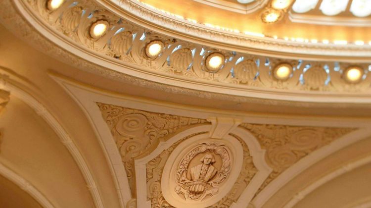 The Battle House, A Renaissance Hotel Lobby