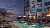 Luminary Hotel & Co., Autograph Coll Pool