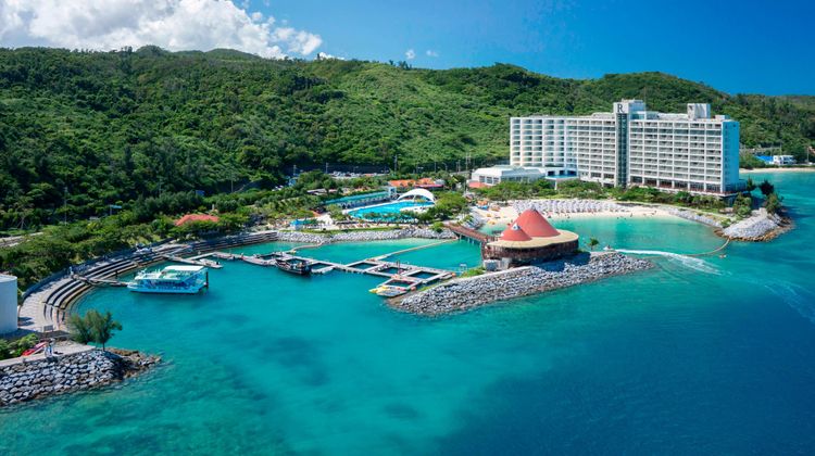 Renaissance Okinawa Resort Exterior