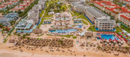 Royalton Bavaro Resort & Casino Exterior