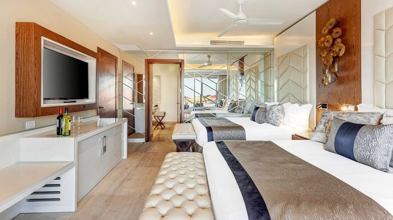 <b>Royalton Bavaro Resort & Casino Room</b>. Images powered by <a href="https://www.leonardoworldwide.com/" title="Leonardo Worldwide" target="_blank">Leonardo</a>.