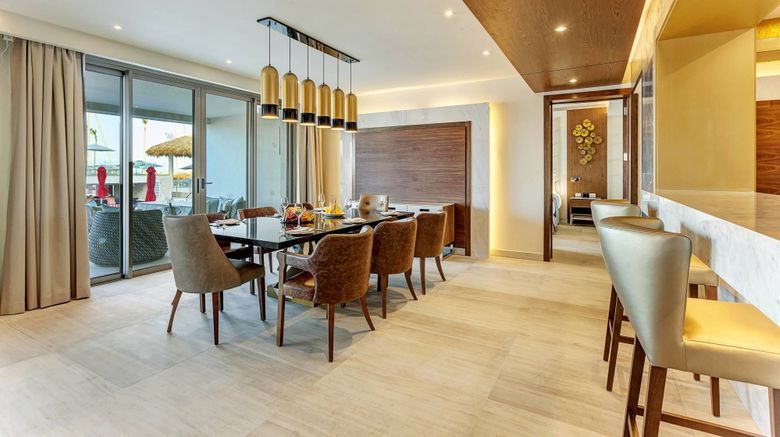 <b>Royalton Bavaro Resort & Casino Room</b>. Images powered by <a href="https://www.leonardoworldwide.com/" title="Leonardo Worldwide" target="_blank">Leonardo</a>.