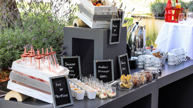 <b>Renaissance Aix-en-Provence Hotel Meeting</b>. Images powered by <a href="https://www.leonardoworldwide.com/" title="Leonardo Worldwide" target="_blank">Leonardo</a>.
