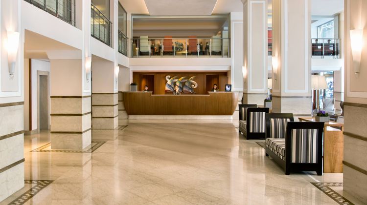 Renaissance Naples Hotel Mediterraneo Lobby