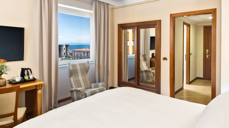 <b>Renaissance Naples Hotel Mediterraneo Room</b>. Images powered by <a href="https://www.leonardoworldwide.com/" title="Leonardo Worldwide" target="_blank">Leonardo</a>.