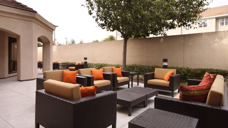 <b>Courtyard Salinas Monterey Exterior</b>. Images powered by <a href="https://www.leonardoworldwide.com/" title="Leonardo Worldwide" target="_blank">Leonardo</a>.