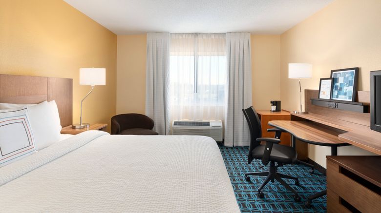 <b>Fairfield Inn Deptford Room</b>. Images powered by <a href="https://www.leonardoworldwide.com/" title="Leonardo Worldwide" target="_blank">Leonardo</a>.