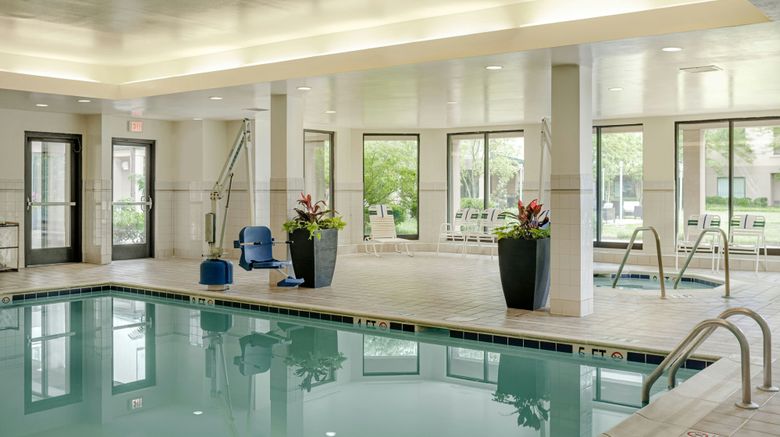 <b>Courtyard Springfield Pool</b>. Images powered by <a href="https://www.leonardoworldwide.com/" title="Leonardo Worldwide" target="_blank">Leonardo</a>.