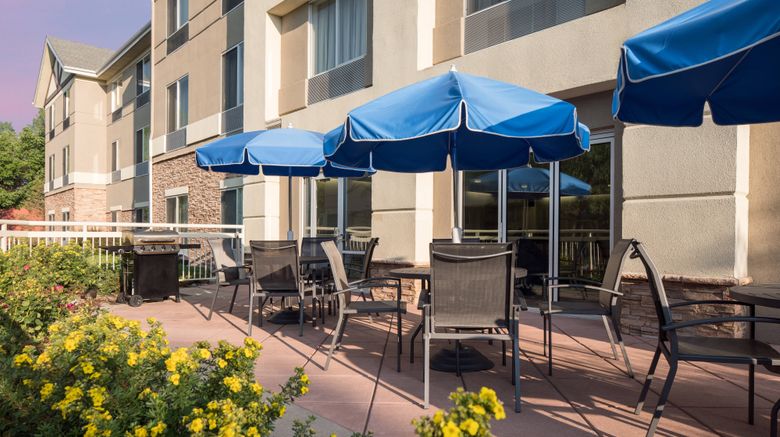 <b>Fairfield Inn & Suites Fort Collins Exterior</b>. Images powered by <a href="https://www.leonardoworldwide.com/" title="Leonardo Worldwide" target="_blank">Leonardo</a>.