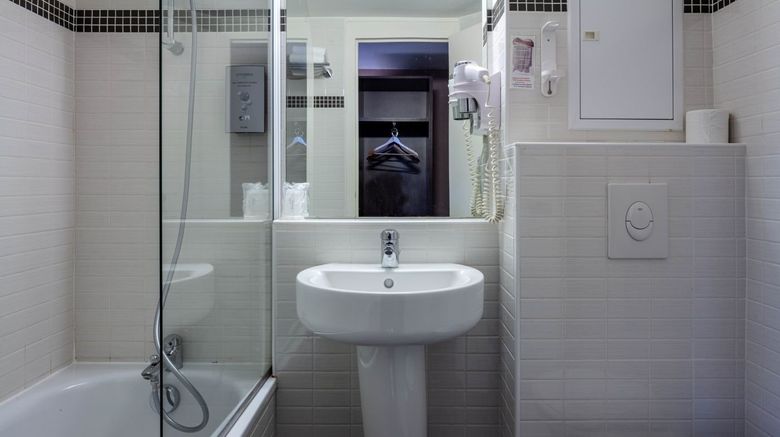 <b>Hotel Mona Lisa Valence Nord Room</b>. Images powered by <a href="https://www.leonardoworldwide.com/" title="Leonardo Worldwide" target="_blank">Leonardo</a>.