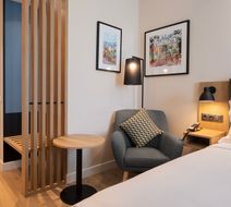Holiday Inn Braga Room