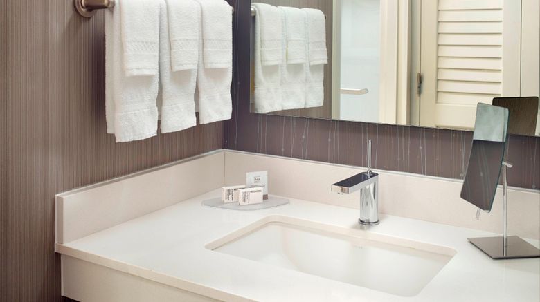 <b>Courtyard by Marriott Raleigh Cary Room</b>. Images powered by <a href="https://www.leonardoworldwide.com/" title="Leonardo Worldwide" target="_blank">Leonardo</a>.