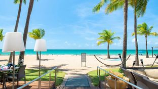 Courtyard Isla Verde Beach Resort