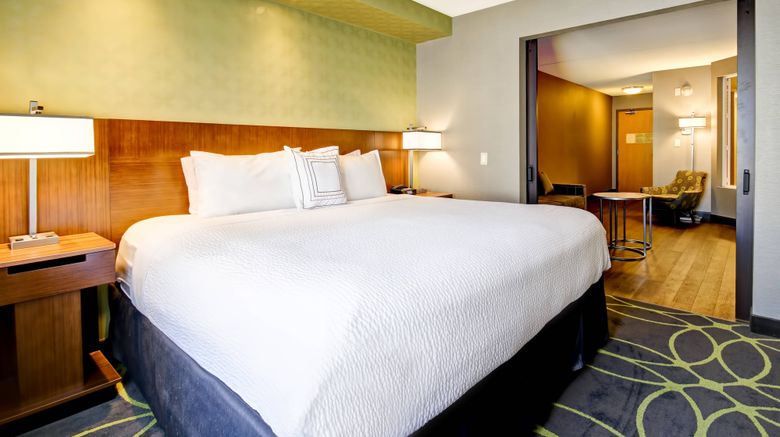 <b>Fairfield Inn & Suites Guelph Pool</b>. Images powered by <a href="https://www.leonardoworldwide.com/" title="Leonardo Worldwide" target="_blank">Leonardo</a>.