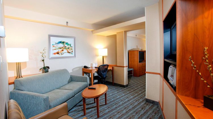 Fairfield Inn & Suites Room