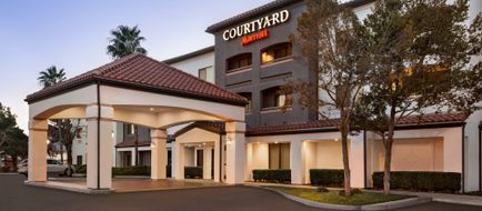 Courtyard Palmdale Exterior