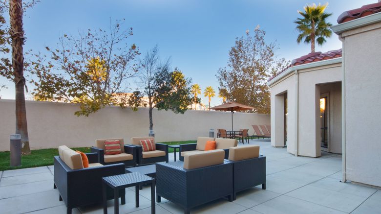 <b>Courtyard Palmdale Exterior</b>. Images powered by <a href="https://www.leonardoworldwide.com/" title="Leonardo Worldwide" target="_blank">Leonardo</a>.