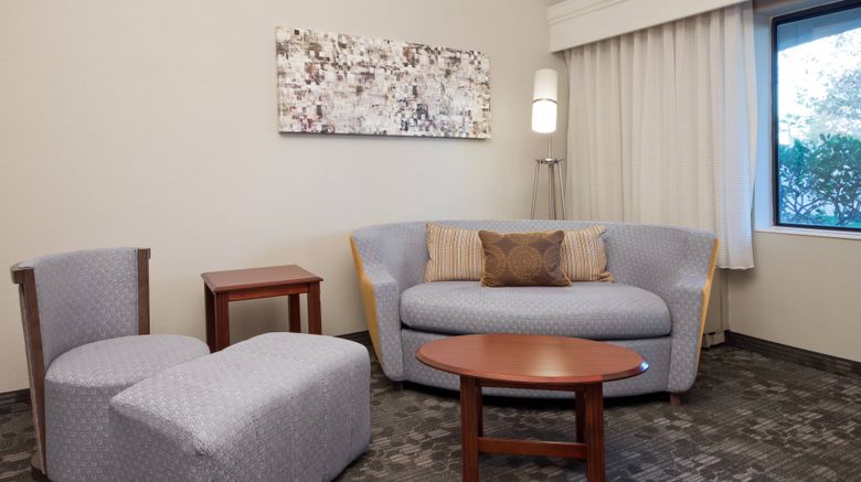 <b>Courtyard Palmdale Suite</b>. Images powered by <a href="https://www.leonardoworldwide.com/" title="Leonardo Worldwide" target="_blank">Leonardo</a>.