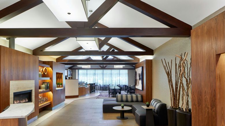 <b>Courtyard Rochester East/Penfield Lobby</b>. Images powered by <a href="https://www.leonardoworldwide.com/" title="Leonardo Worldwide" target="_blank">Leonardo</a>.