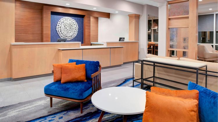 Fairfield Inn & Suites VB Oceanfront Lobby
