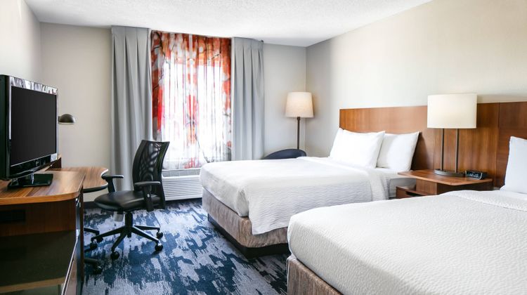 Fairfield Inn & Suites Tulsa Central Room