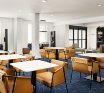 Courtyard by Marriott Concord Lobby